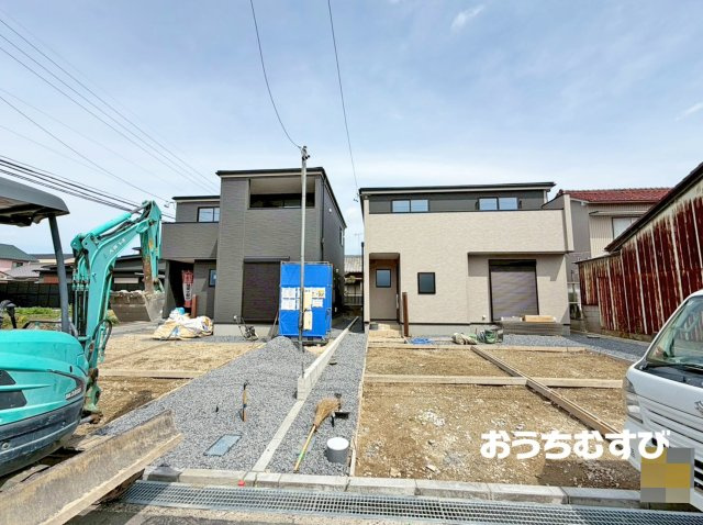 春日井市上条町7丁目(全2棟)の前面道路含む現地写真