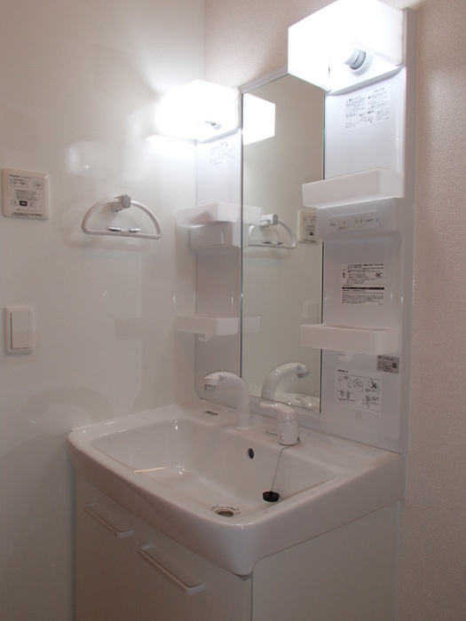 ソレイユ　D棟の洗面所