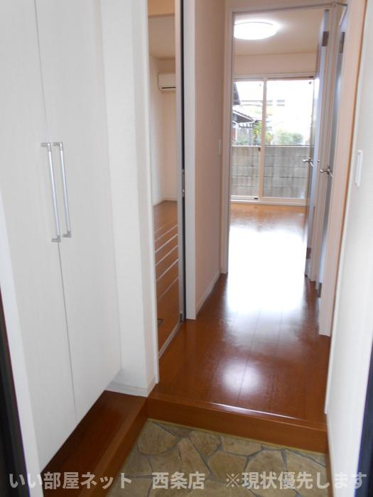 ボン･ヴォヤージュⅡの玄関