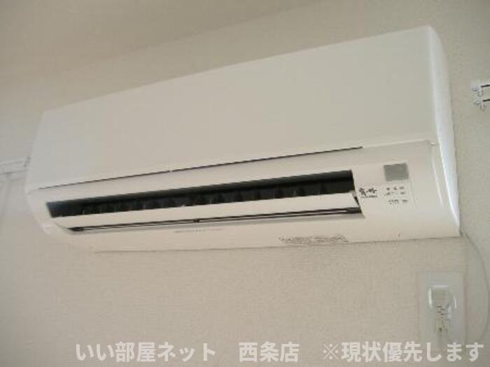 フォレスト　A棟の居間・リビング