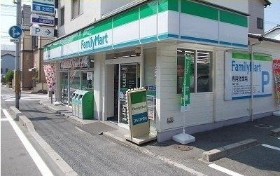 ゆずりはの周辺|ファミリーマート　東雲本町店まで350m
