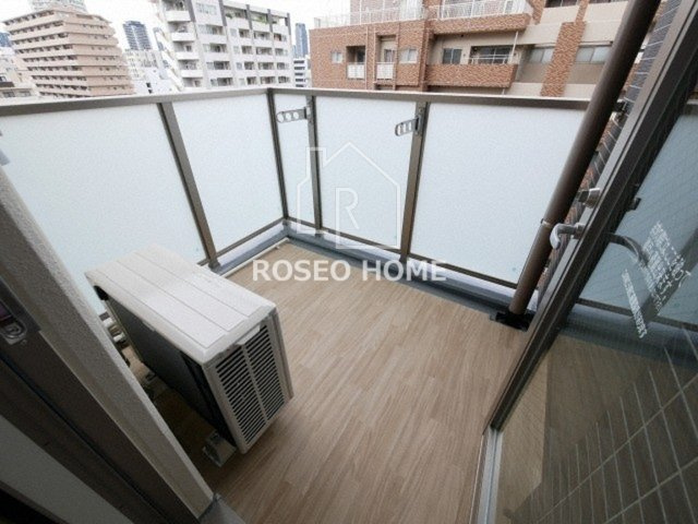 ラドゥセール谷町のバルコニー|同マンション別部屋：参考写真