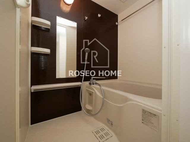 ラドゥセール谷町の浴室|同マンション別部屋：参考写真