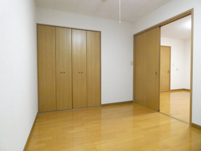 コーポリビエールの寝室