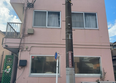 【構造・工法・仕様】 | 富士見マンション | ＲＣ造、Reinforced Concreteは直訳すると補強されたコンクリートです。主に柱や梁・床・壁が鉄筋とコンクリートで構成おり、鉄筋を組んだ型枠にコンクリートを流し込んで固めたものを指します。