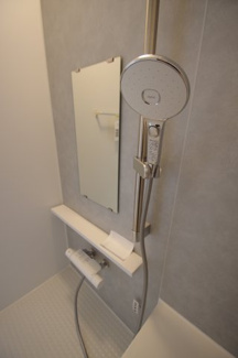 【浴室】 | 【仲介手数料無料！！】日野市平山4丁目　新築戸建て（全1棟）A号棟　4790万円