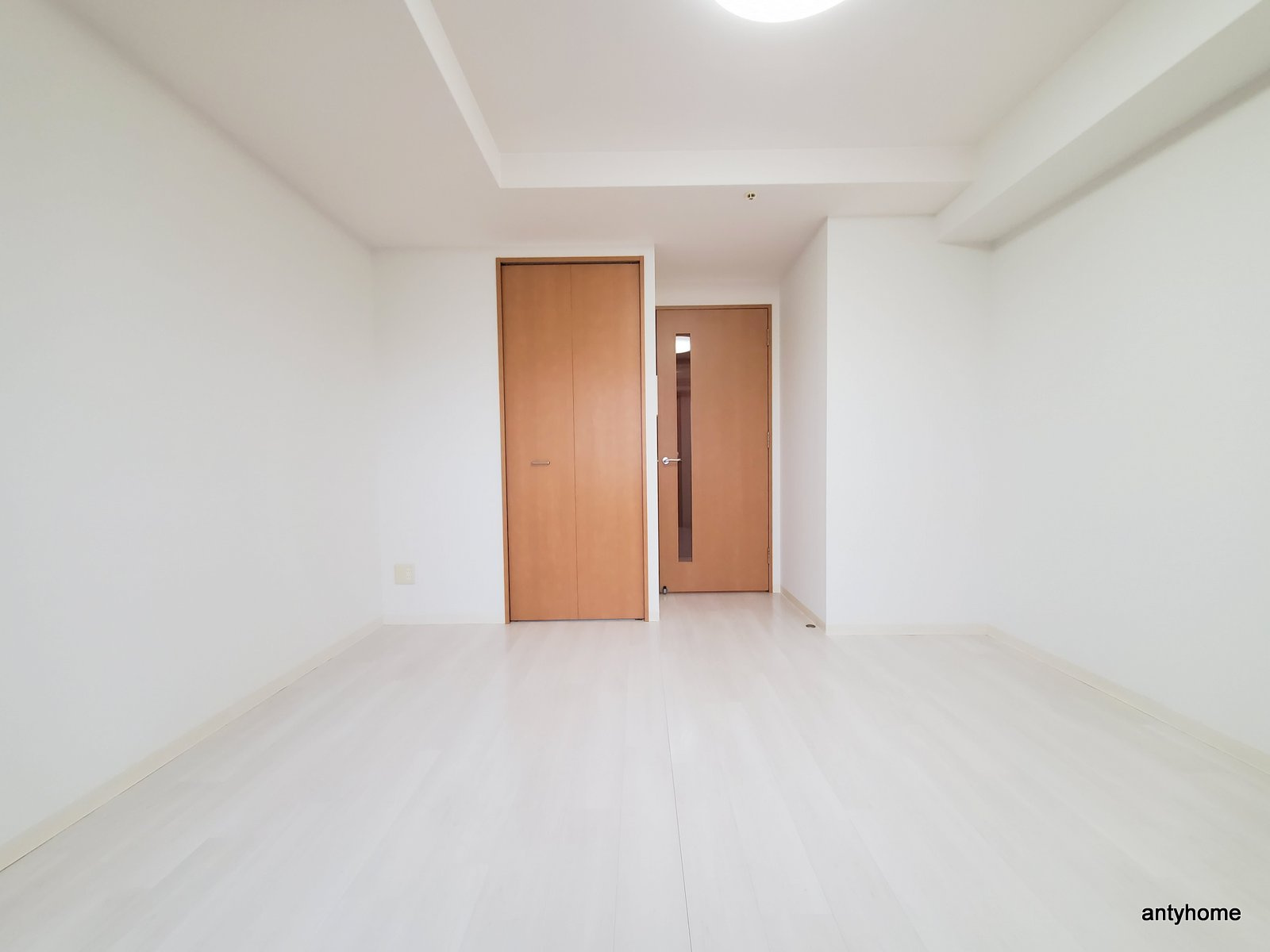 ドゥーエ玉造 仲介手数料無料の寝室