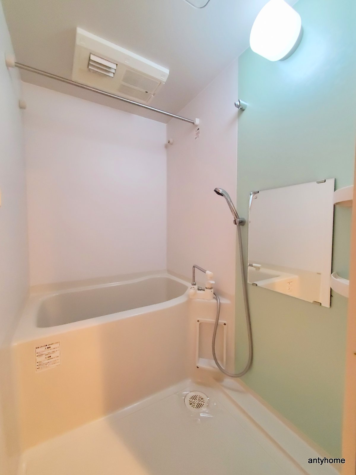 ドゥーエ玉造 仲介手数料無料の浴室