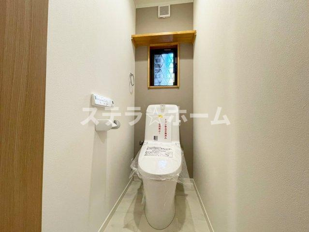 野中南1 中古戸建のトイレ|清潔感のあるトイレです