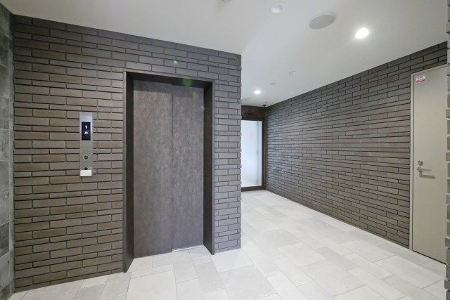 La CASA 上汐のエントランス