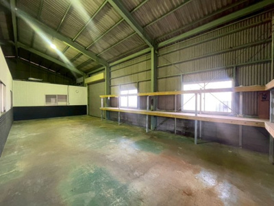 【収納】 | 高角町倉庫付き貸事務所