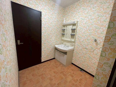 【独立洗面台】 | 高角町倉庫付き貸事務所