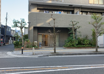 【外観】 | レクセルマンション本厚木 | 家を建てる前提で土地を探している場合、地盤の丈夫さは譲れない条件の一つです。地盤が脆弱だと追加工事が必要となります。また、過去に地盤沈下や液状化現象を起こした土地は、できるだけ避けた方がいいでしょう。