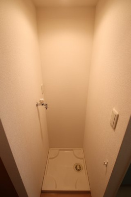 【設備】 | ヴェルドミールⅡ | 室洗濯機置場