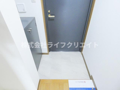 【玄関】 | ウィステリアガーデン