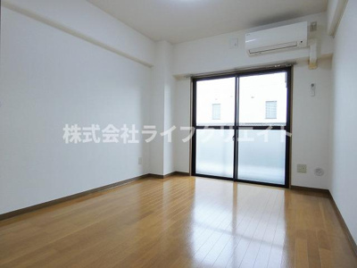 【居間・リビング】 | ウィステリアガーデン