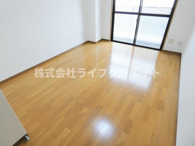 【居間・リビング】 | ウィステリアガーデン