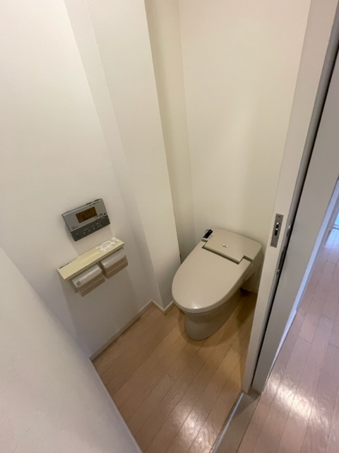 ３階トイレ