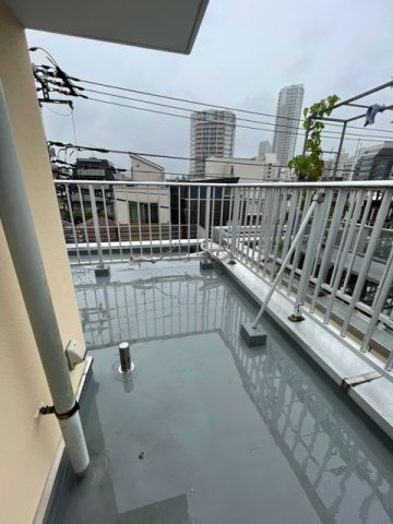 【バルコニー】