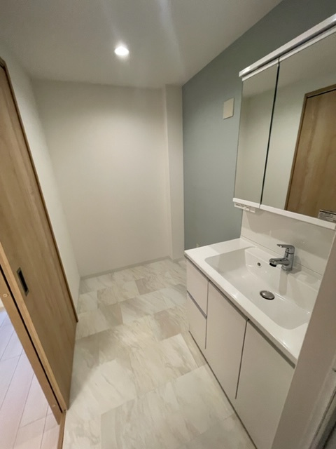 脱衣所広めです。