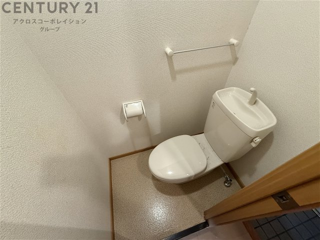 シンプルで使いやすいトイレです