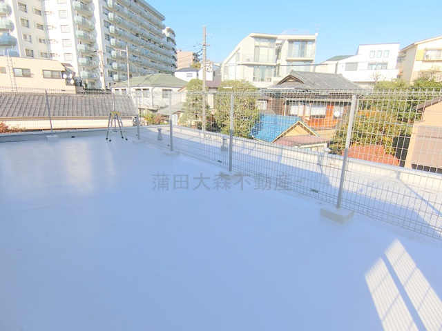 西馬込駅近ルーフバルコニー付1LDKのバルコニー|広々ルーフバルコニー