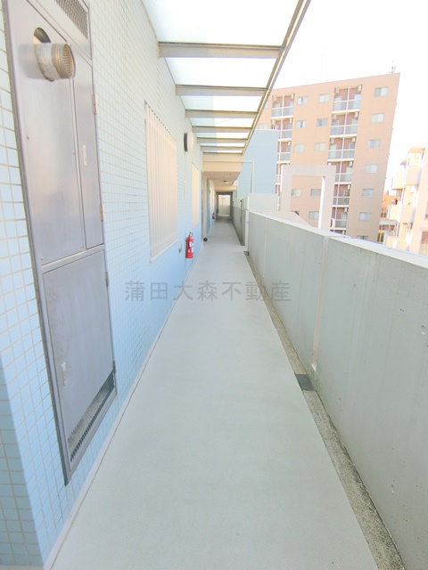 西馬込駅近ルーフバルコニー付1LDKのその他共用部分|共用廊下