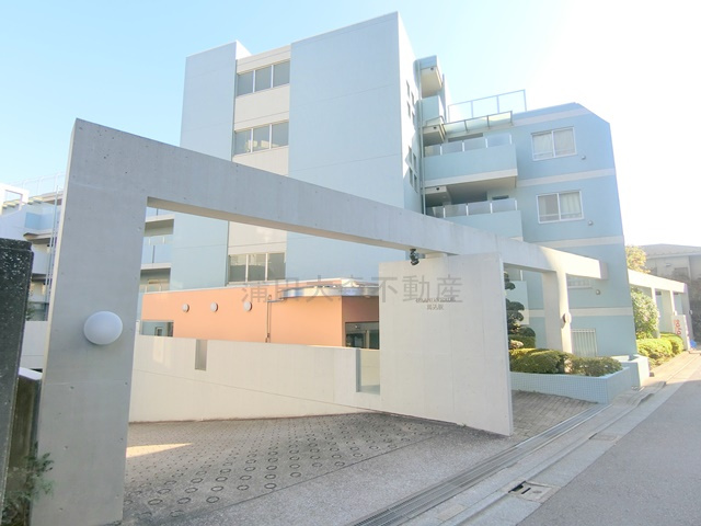 西馬込駅近ルーフバルコニー付1LDKの外観|2001年3月築　鉄筋コンクリート造地上5階建
都営浅草線西馬込駅徒歩4分、馬込駅徒歩13分