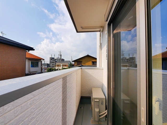 ソレイユビセレクト法蓮町Ⅳのバルコニー