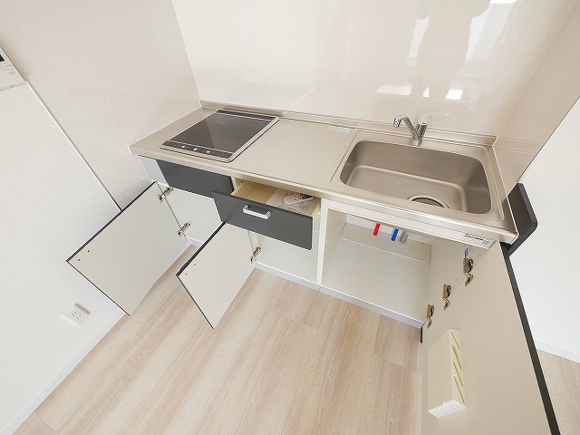 ソレイユビセレクト法蓮町Ⅳのキッチン