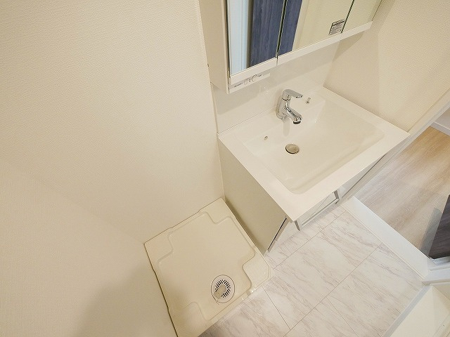 ソレイユビセレクト法蓮町Ⅳの洗面所