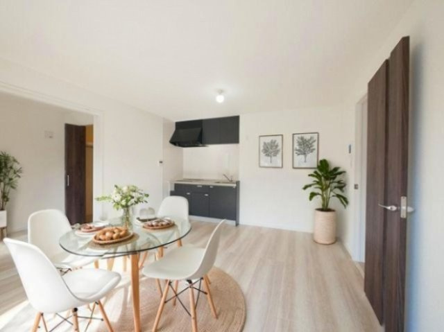 ソレイユビセレクト法蓮町Ⅳの居間・リビング|CGで家具等を配置したもので家具等は含まれません