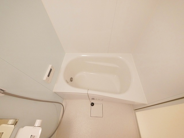 ソレイユビセレクト法蓮町Ⅳの浴室