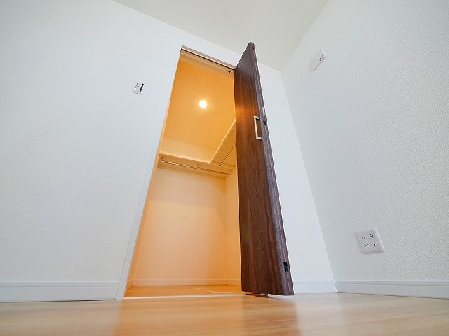 ソレイユビセレクト法蓮町Ⅳの収納