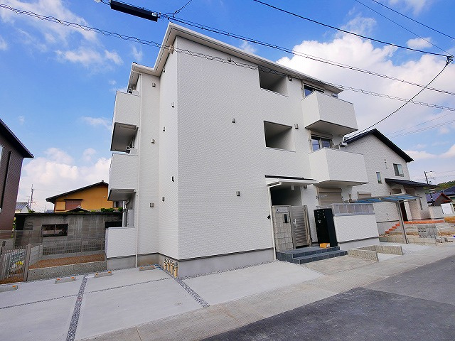 ソレイユビセレクト法蓮町Ⅳの外観