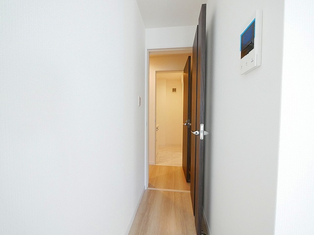 ソレイユビセレクト法蓮町Ⅳの玄関