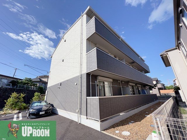 グランシャリオ穴橋 A棟の玄関