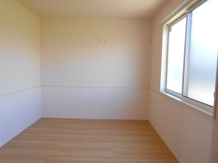 リヴェールパレス　A棟の洋室