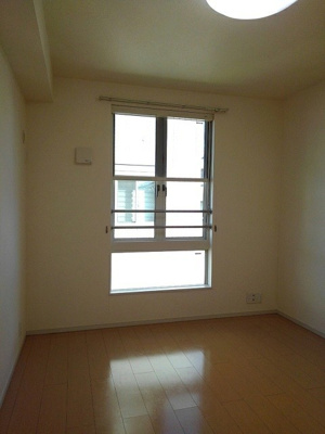 【寝室】 | ルレエシャトーⅡ | 5.4帖寝室