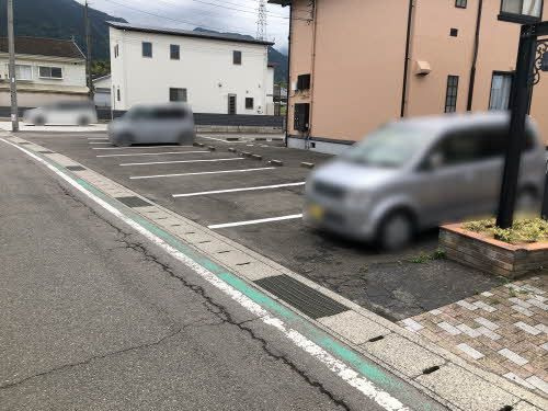 ウィンディアＵＷＡＢＡＲＡ Ｂ棟の駐車場