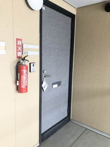 シャトレ庄内 Ａ棟の玄関