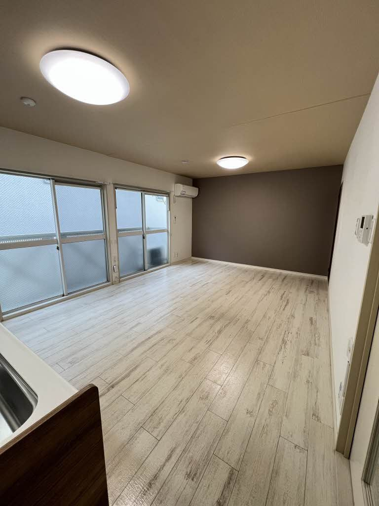 フレグランスいしやの居間・リビング