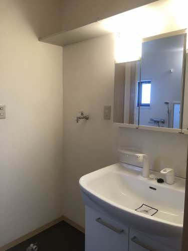 ディアス住吉Ⅱの独立洗面台