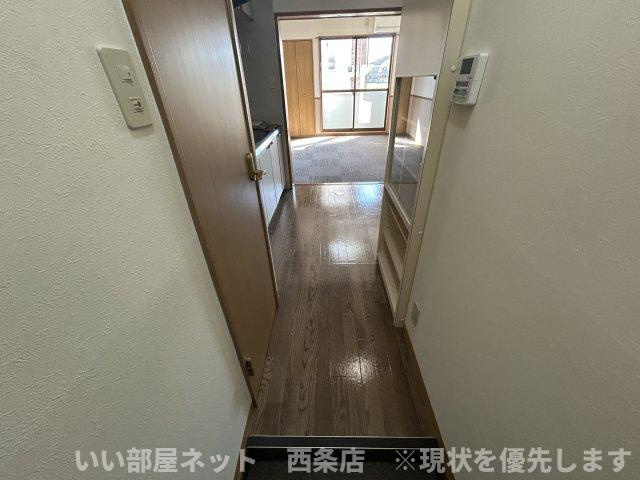 あさだ　A・Aの玄関