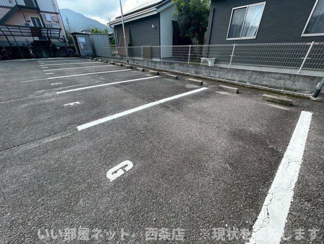 MYシャトレーの駐車場