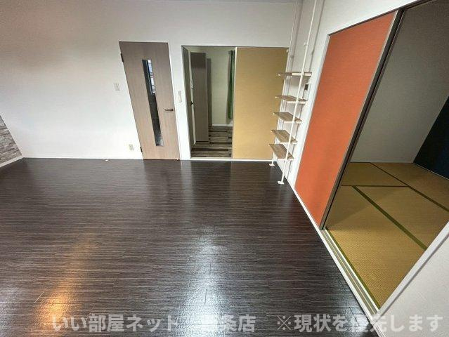 MYシャトレーの居間・リビング