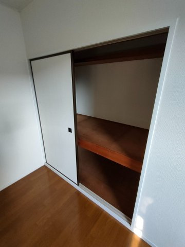 レジェンド若松の収納