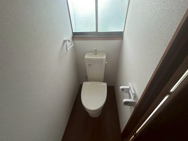 喜多川383-1　貸家のトイレ