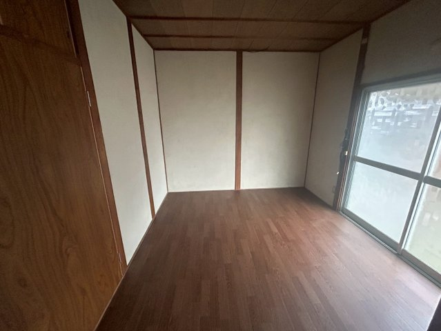 喜多川383-1　貸家の居間・リビング