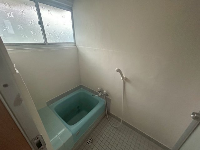 喜多川383-1　貸家の浴室